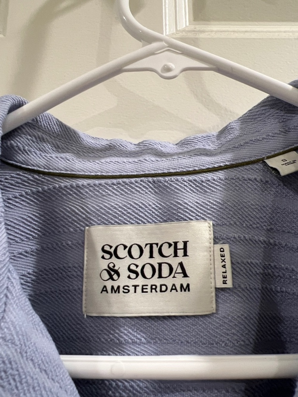 Men’s Scotch and Soda textured stripe pocket short sleeve button down size small - Picture 2 of 8
